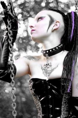 Goth trop belle